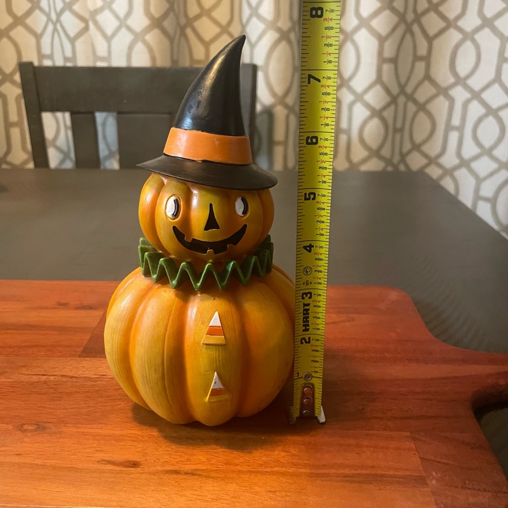 Halloween Pumpkin Figurine with Witch Hat - Picture 4 of 4